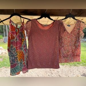 3 women’s tops bundle size M & L